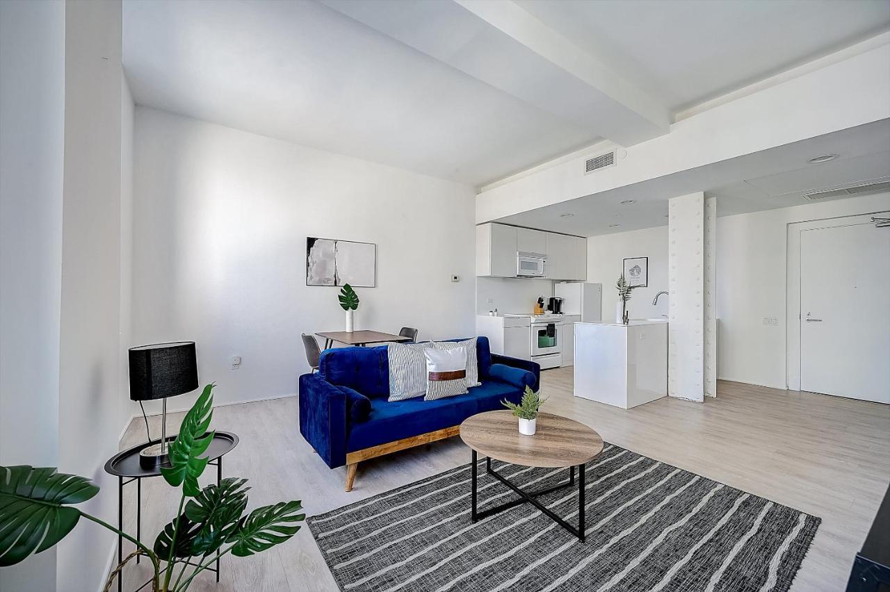 Frontdesk Lofts At 629 Euclid Downtown Cleveland 아파트 객실 사진