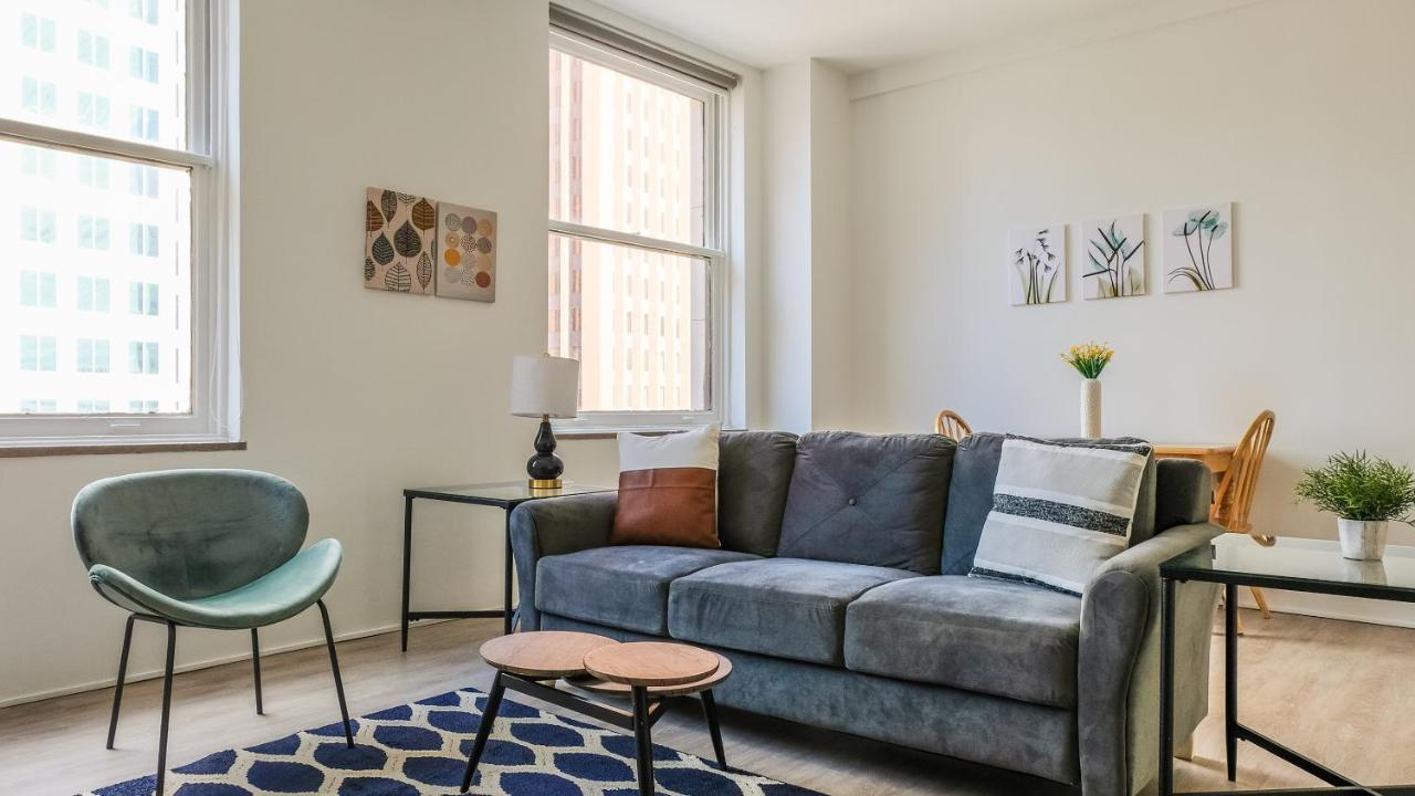 Frontdesk Lofts At 629 Euclid Downtown Cleveland 아파트 객실 사진